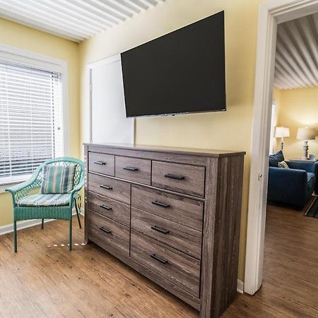 Two Bedroom Villa Sleeps 6 Has 2 Queen And 1 King Pawleys Island Exterior foto